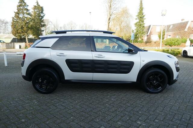 Citroen C4 1.2 PURETECH SHINE AUTOMAAT 110 PK NAVI/CAMERA/CRUISE/TREKHAAK