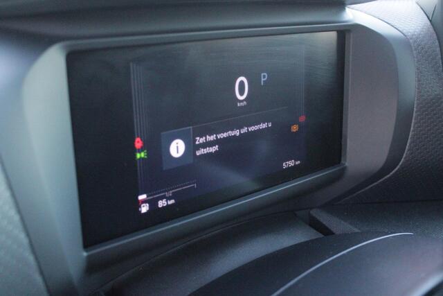 Citroen C4 C4 1.2 HYbrid 145PK MAX | HEAD UP DISPLAY | CAMERA VOOR + ACHTER | NAVIGATIE | DRAADLOZE TELEFOONLADER | FULL LED KOPLAMPEN | DRAADLOZE APPLE CARPLAY/ANDROID AUTO | 18" LICHTMETALEN VELGEN | ADAPTIVE CRUISE CONTROL | CLIMATE CONTROL | LEDEREN BEKLEDING | 