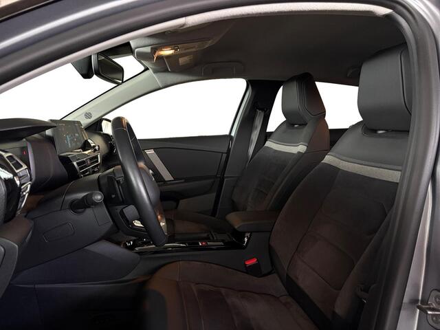 Citroen C4 Max 1.2 Hybrid 145pk e-DCS6 | TWO-TONE! | ALCANTARA | STOELVERW. | ADAPTIVE CRUISE | HEAD-UP DISPLAY | CAMERA | DODHOEKBEW. | DAB+ | SHINE PACK |