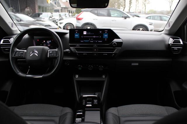 Citroen C4 1.2 Puretech Shine / Camera / Head-up / Keyless / Leder / 18'' / Navigatie / DAB / Dodehoek / ACC / Virtual Cockpit