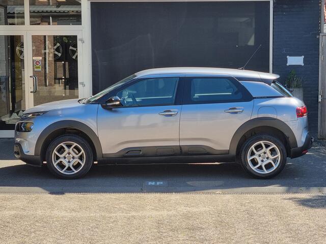 Citroen C4 CACTUS 1.2 PureTech Business CARPLAY / TREKHAAK / DAB / CLIMA / NAVI