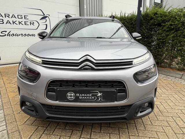 Citroen C4 CACTUS 1.2 PureTech Shine Panoramadak, Trekhaak, Camera, Navigatie, Stoelverwarming