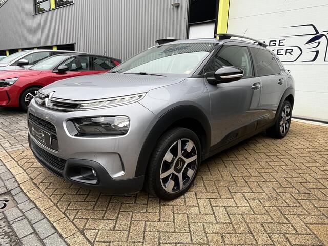Citroen C4 CACTUS 1.2 PureTech Shine Panoramadak, Trekhaak, Camera, Navigatie, Stoelverwarming