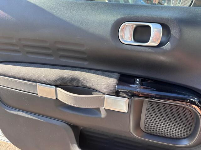 Citroen C4 CACTUS 1.2 PureTech Shine