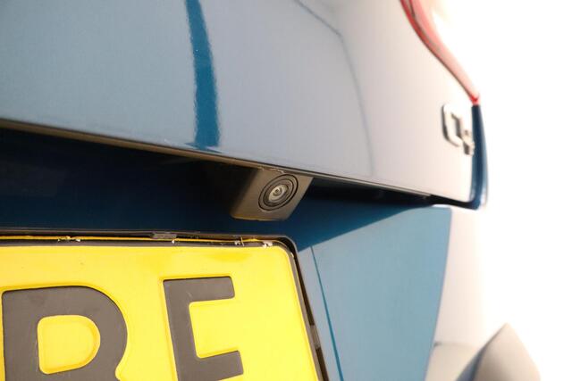 Citroen C4 CACTUS 1.2 PureTech Business 110 PK | Navigatie | Climate control | Camera | Lichtmetalen velgen | Mistlampen voor | Cruise control