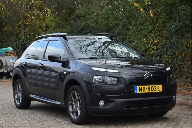 Citroen C4 CACTUS 1.2 PureTech Shine Airbump Blackline | NL-Auto | Nav | Cruise Cotrol | PDC achter | LM-Velgen allweather | NAP | Distributie vervangen
