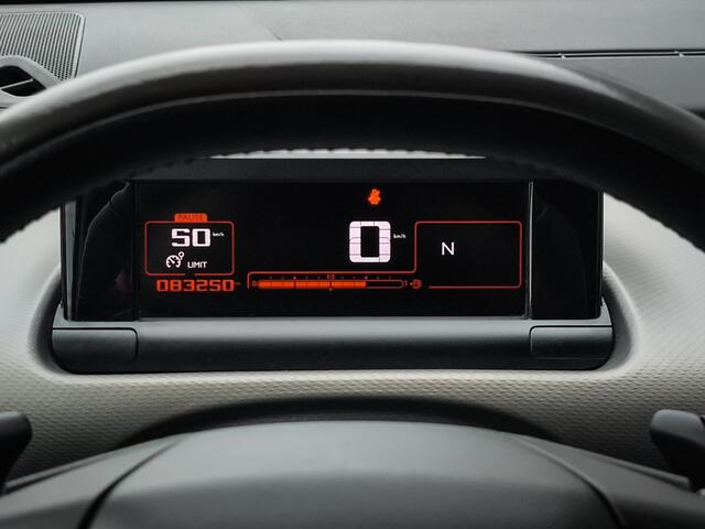 Citroen C4 CACTUS 1.2 PureTech Shine 2e-Eig. Keurig-Onderh. BOVAG-Garantie, NL-Auto..