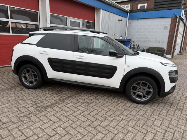 Citroen C4 CACTUS 1.2 PureTech 82 PK | Shine | Navigatie |