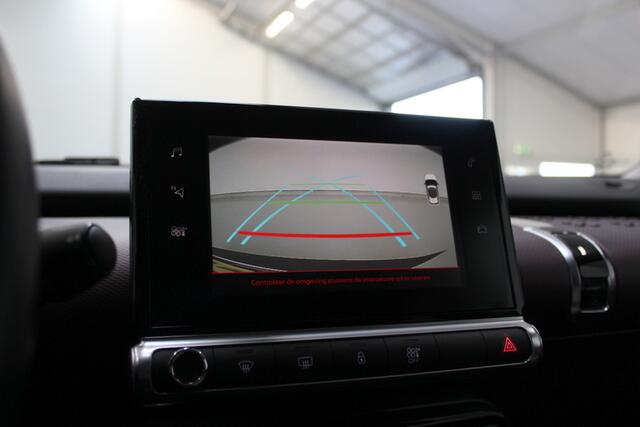 Citroen C4 CACTUS 1.2 PureTech Shine 131PK, PANORAMADAK | DIS-RIEM IS VERVANGEN | CARPLAY