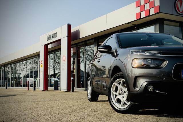 Citroen C4 CACTUS 1.2 110PK Shine | CAMERA | TREKHAAK | CLIMA