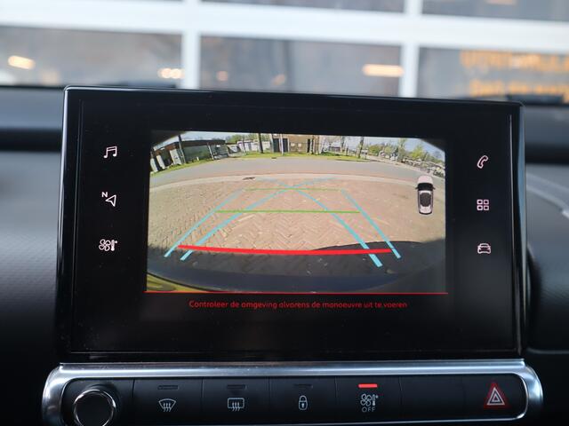 Citroen C4 CACTUS 1.2 PureTech Shine / Dealer onderhouden / Camera / Carplay