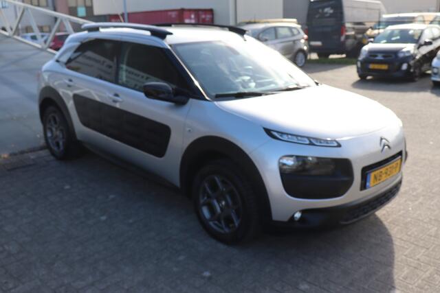 Citroen C4 CACTUS 1.2 PureTech Shine Achteruitrijcamera/Parkeersensoren achter/Airco/Navigatie/Bluetooth