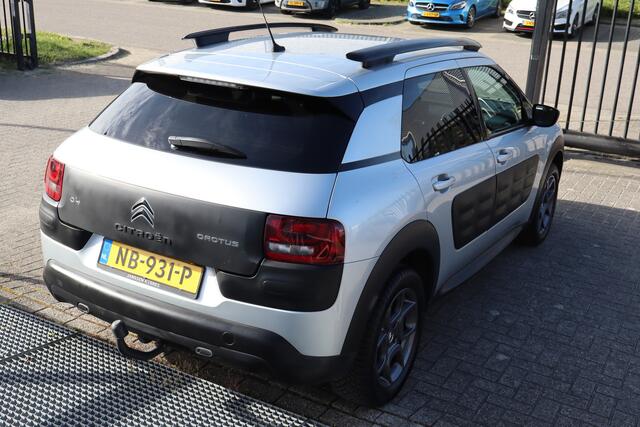 Citroen C4 CACTUS 1.2 PureTech Shine Achteruitrijcamera/Parkeersensoren achter/Airco/Navigatie/Bluetooth