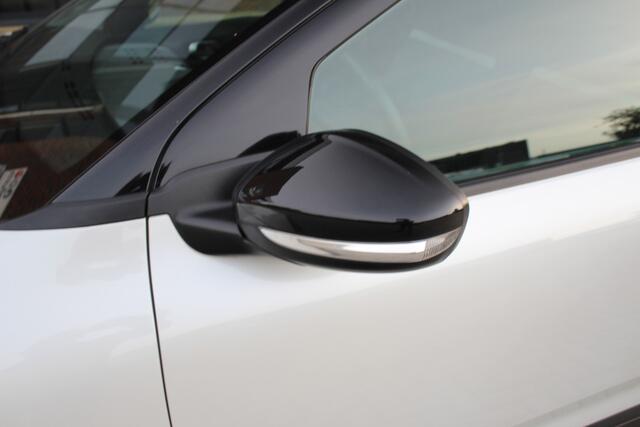 Citroen C4 CACTUS 1.2 PT Shine 130 PK Automaat EAT6 Clima-Cruise-Navi-Dodehoek Detectie