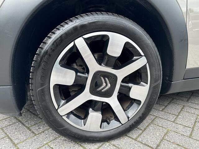 Citroen C4 CACTUS 1.2 PureTech 130PK Shine Panorama|Navi|Camera|Rijstrook|Carplay