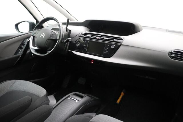Citroen C4 PICASSO 1.2 PureTech Feel 130 PK | Automaat | Trekhaak | Camera | Parkeersensor | Navigatie | Cruise Control | Airco | Start/stop | Licht metalen velgen |
