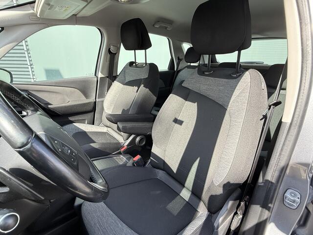 Citroen C4 PICASSO BWJ 2017 | 1.2PT 131PK Feel | CLIMA | TREKHAAK | CAMERA | NAVI | PDC | CRUISE | LICHTMETAAL |