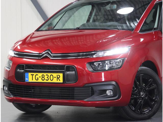 Citroen C4 PICASSO 1.2 130PK Selection | 1ste eigenaar | Trekhaak | AppleCarplay/Android Auto | Armsteun | Cruise Control | Climate Control | Navigatie | Isofix | Privacy Glass |