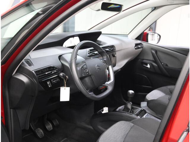 Citroen C4 PICASSO 1.2 130PK Selection | 1ste eigenaar | Trekhaak | AppleCarplay/Android Auto | Armsteun | Cruise Control | Climate Control | Navigatie | Isofix | Privacy Glass |