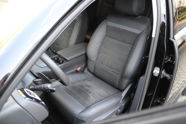 Citroen C5 Aircross 1.2 Hybrid 136PK Max Automaat, Luxe Lederen bekleding, 360 camera, navigatie, elekr. stoelen, CruiseControl, Applecarpl./Andr. Auto
