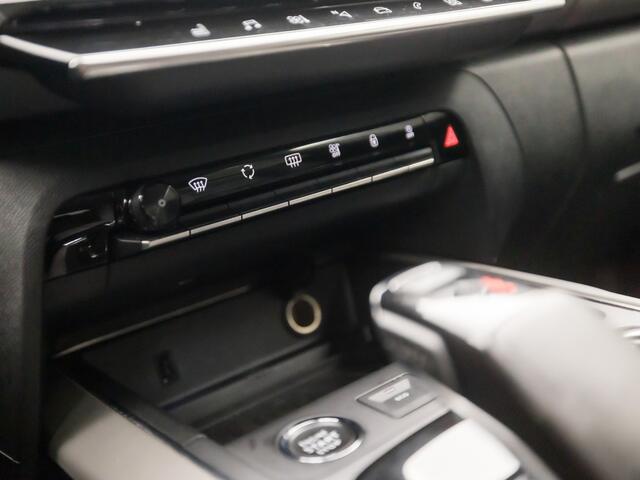 Citroen C5 Aircross 1.6 PureTech Sport 181Pk Automaat (APPLE CARPLAY, GROOT NAVI, 360 CAMERA, LEDER, ADAPTIVE CRUISE, SPORTSTOELEN, GETINT GLAS, STOELVERWARMING, TREKHAAK, KEYLESS, NIEUWE APK, NIEUWSTAAT)