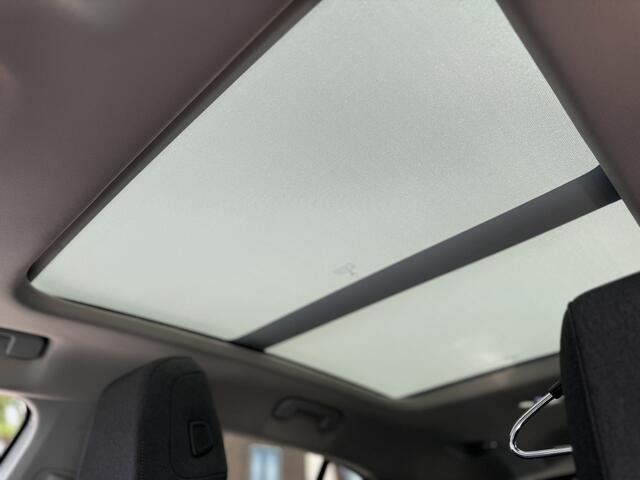 Citroen C5 Aircross Hybrid 225 Shine Trekhaak | Elektr. Schuif Kanteldak | Stoelverwarming | All Weather banden