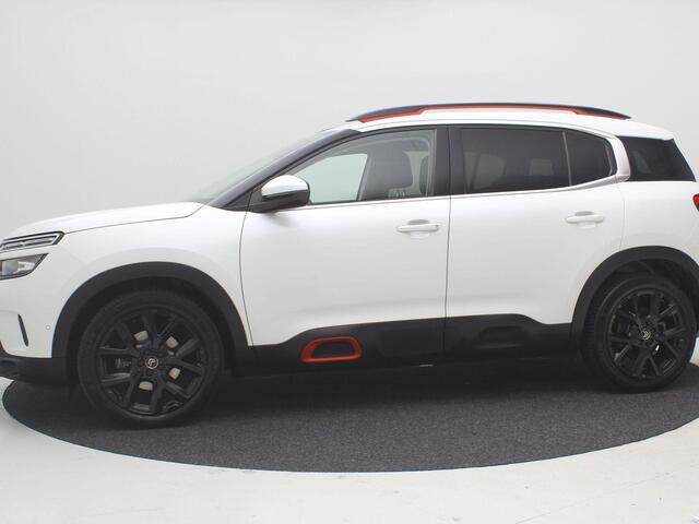 Citroen C5 Aircross 1.6 PureTech 181PK Shine AUTOMAAT / Trekhaak / Adaptieve Cruise Control / 1500KG trekgewicht / 19" LMV / Navigatie / Achteruitrijcamera / Historie aanwezig / Apple CarPlay & Android Auto /