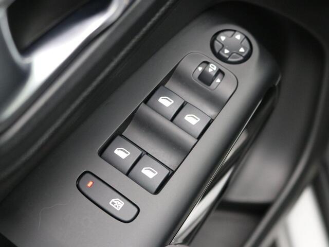 Citroen C5 Aircross 1.6 PureTech 181PK Shine AUTOMAAT / Trekhaak / Adaptieve Cruise Control / 1500KG trekgewicht / 19" LMV / Navigatie / Achteruitrijcamera / Historie aanwezig / Apple CarPlay & Android Auto /