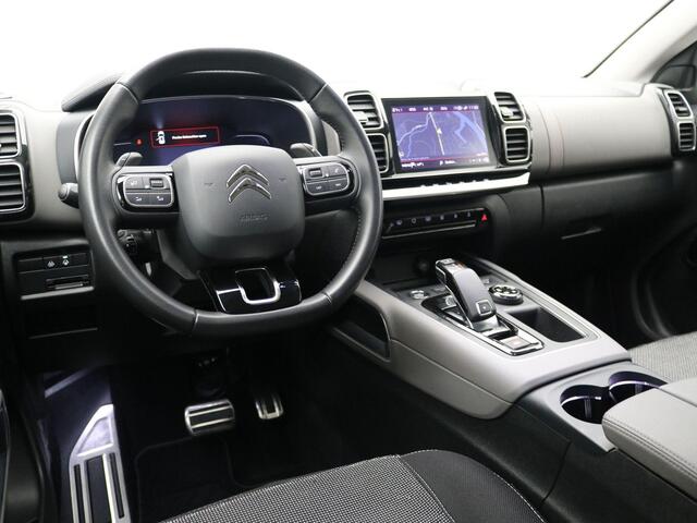 Citroen C5 Aircross 1.6 PureTech 181PK Shine AUTOMAAT / Trekhaak / Adaptieve Cruise Control / 1500KG trekgewicht / 19" LMV / Navigatie / Achteruitrijcamera / Historie aanwezig / Apple CarPlay & Android Auto /