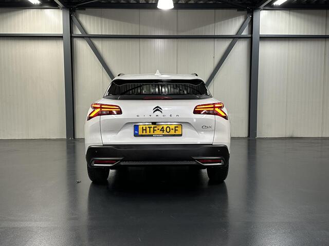 Citroen C5 X 1.2 130PK Plus | AppleCarPlay/AndroidAuto | LEER | Head-Up Display | Stoel/Voorruit/Stuurverwarming | Camera | Navigatie | Adaptive Cruise Control | Climate Control | Keyless entry | Privacy Glass | Isofix |