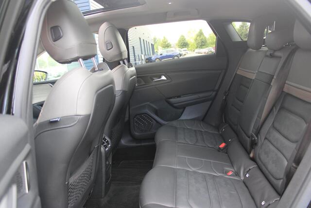 Citroen C5 1.6 PHEV 225PK SHINE PACK | PANORAMISCH SCHUIF / KANTELDAK | ELEKTRISCHE VOORSTOELEN MET GEHEUGEN | VOORSTOEL VENTILATIE | VOORSTOEL VERWARMING | VOORSTOELEN MET MASSAGE FUNCTIE | LEDEREN BEKLEDING | STUUR VERWARMING | DRAADLOOS APPLE CARPLAY / ANDROID AU