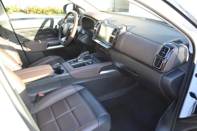 Citroen C5 Aircross 130 AUTOMAAT | SHINE | LEDER+GEH+MASSAGE | STOEL+RUITVERW. | ALL SEASON | TREKHAAK