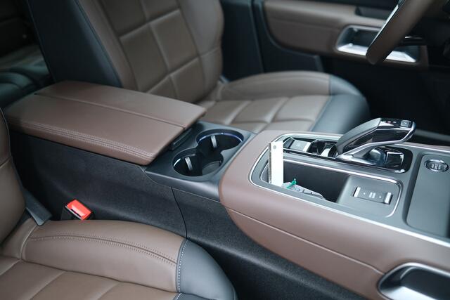 Citroen C5 Aircross Hybrid 225 Shine 19" | Nappa Leer | All season banden | Trekhaak