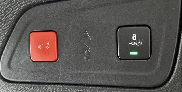 Citroen C5 Aircross 1.2 PureTech Business Plus Navigatie / Camera / Trekhaak