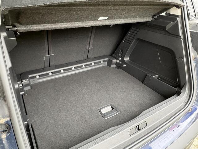 Citroen C5 Aircross 1.2T 130pk C-Series | PHC Vering | Comfort Seats | Achteruitrijcamera | Navigatie | Climate Control