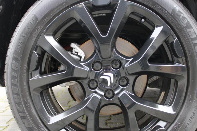 Citroen C5 Aircross 1.6 Plug-in Hybrid 180 Max uitvoering - 19 Inch - Panoramadak