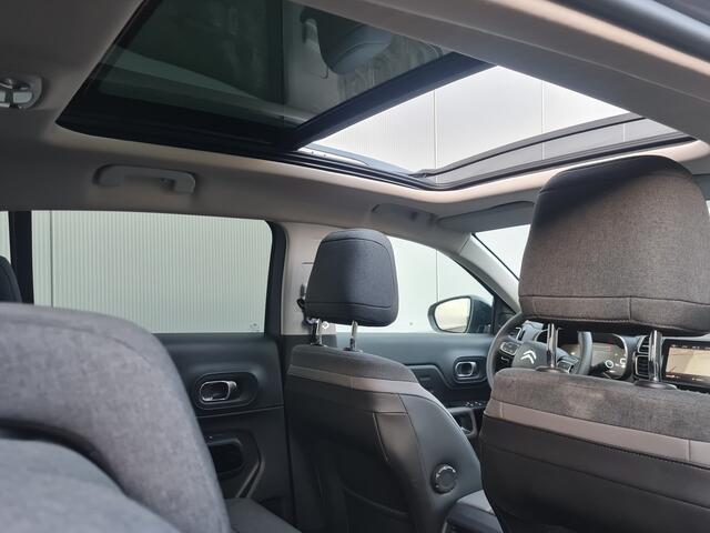 Citroen C5 Aircross 1.2 Shine | Pano | Xenon | Navi | Volledig dealeronderhouden | Nap Interesse, Proefrit? Bel of app met: 06-24 28 28 42