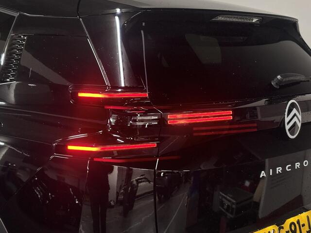 Citroen C5 Aircross Max 73kWh 210pk | WATERFALL TOUCHSCREEN | WARMTEPOMP | LEDER | STOELMASSAGE | SCHUIF/KANTELDAK | 20 INCH LM-VELGEN | ISOFIX |