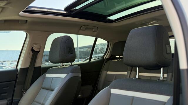 Citroen C5 Aircross 1.6 Pl.Hyb. 225 Bns | Pano | Navi | Cruise