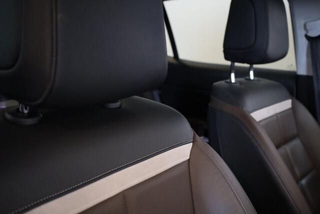 Citroen C5 Aircross PT Business Plus Carplay | Trekhaak | Camera | 215 PK