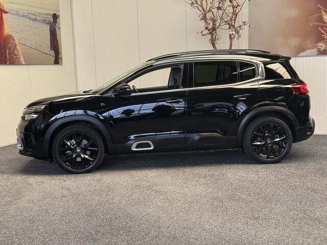 Citroen C5 AIRCROSS 1.6 PLUG-IN HYBRID 225 SHINE 181 PK NAVIGATIE PANORAMA SCHUIF/KANTELDAK CRUISE CONTROL APPLE CARPLAY/ANDROID RIJSTROOKSENSOREN DODEHOEKSENSOREN AFN. TREKHAAK ZEER MOOI !! 3010 DEK