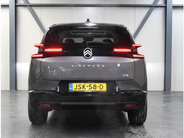 Citroen C5 Aircross 1.6 Plug-In Hybrid 195PK Max | 1ste eigenaar | AppleCarPlay/AndroidAuto | Schuifkanteldak | Navigatie | Adaptief Cruise Control | Keyless | StoelVerwarming | FULL LED | 360'Camera | Isofix | Privacy Glass | Parkeersensoren | Two-Tone |