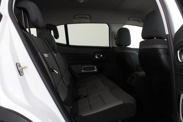 Citroen C5 Aircross 1.2 PureTech Shine > Trekhaak/Zwart dak/ACC/19inch/Goed onderhouden!