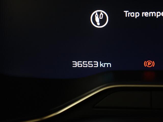 Citroen C5 Aircross 1.6 Plug-in Hybrid 225 Shine I AUTOMAAT I NAVIGATIE I ACHTERUITRIJCAMERA I PARKEERSENSOREN VOOR EN ACHTER I ZWART DAK + ZWARTE L.M. VELGEN I LUXE ZWART INTERIEUR I ZIET ERUIT ALS NIEUW I