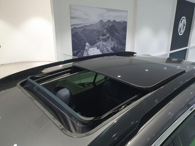 Citroen C5 Aircross 1.6 Plug-in Hybrid Plus 225 Full options | Automaat | Climate Control | Lederen Stoelen Elek. Verstelbaar + Massage | Stoel/Stuur Verwarming | Elek. Schuif/Kantel Dak | Elek. Kofferklep | Full Map Navigatie | Apple Carplay / Android Auto | Parkee