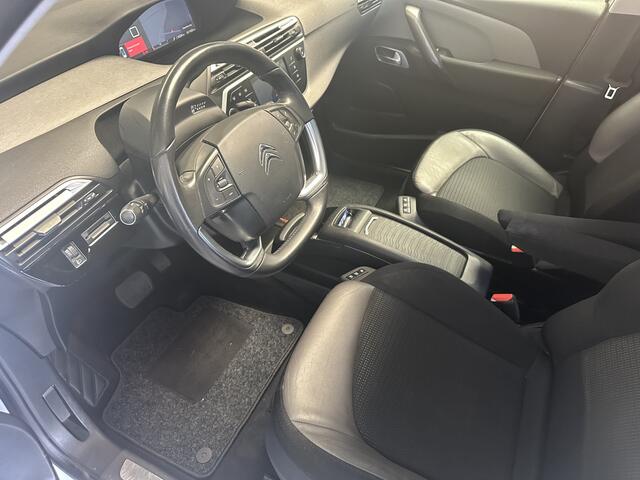 Citroen GRAND C4 PICASSO SpaceTourer 1.2 PureTech SHINE | Autom | PANO | 7-zits | Carplay |