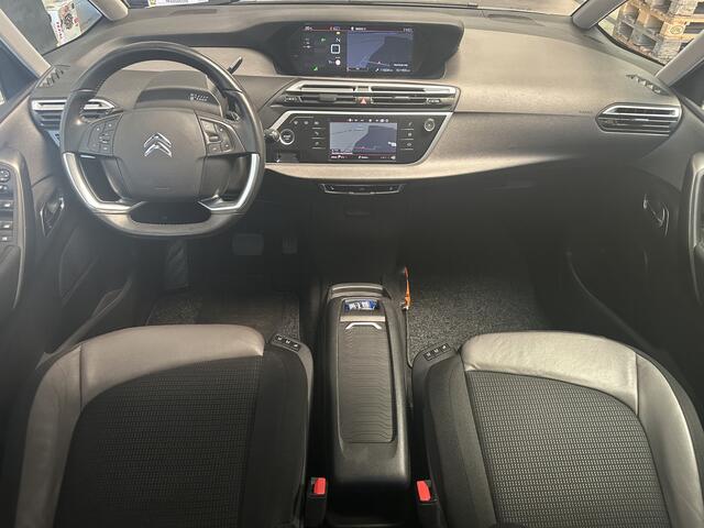 Citroen GRAND C4 PICASSO SpaceTourer 1.2 PureTech SHINE | Autom | PANO | 7-zits | Carplay |