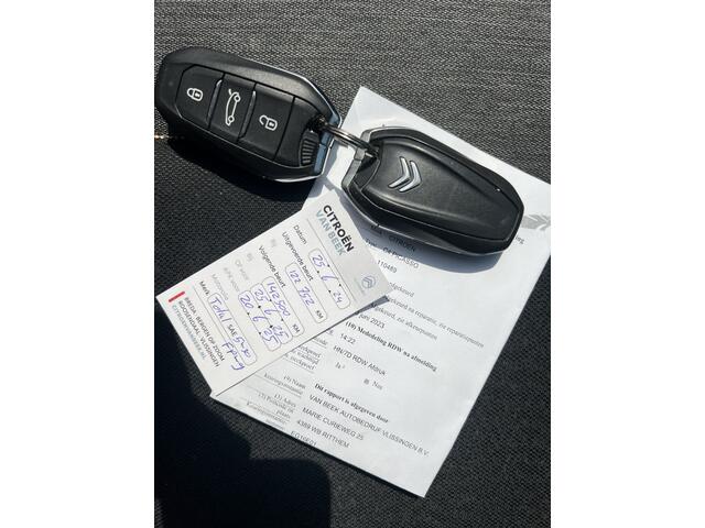 Citroen GRAND C4 PICASSO 1.2 PureTech Feel | Nieuw Binnen! | ACC | Navi | Trekhaak