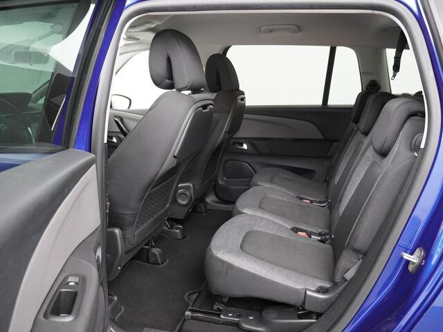 Citroen GRAND C4 PICASSO 1.2 PureTech Feel | Automaat | 7 Persoons | Trekhaak | Parkeersensoren V+A | Keyless Start + Start | Achteruitrijcamera |