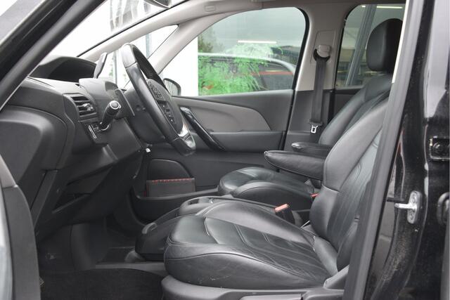 Citroen GRAND C4 PICASSO 1.2 PureTech Business Carplay | Keyless | Trekhaak | 17 inch | DAB | Navi | PDC